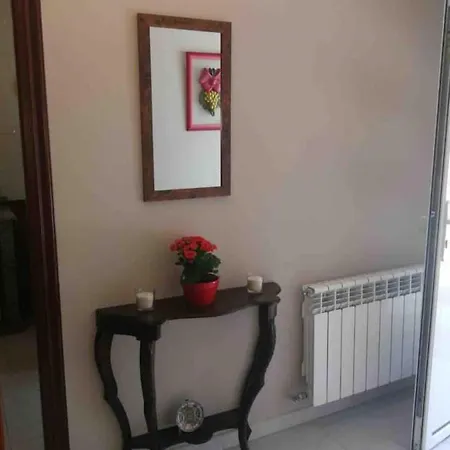 House - 4 Bedrooms - 09495 *